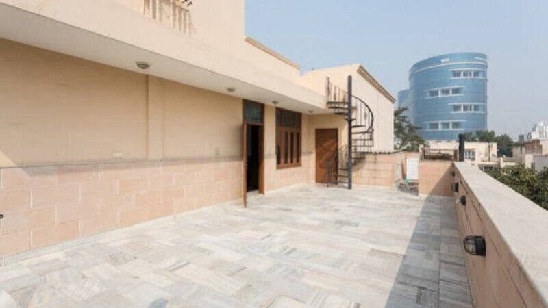TG StaysDLF Phase II, Gurgaon 4